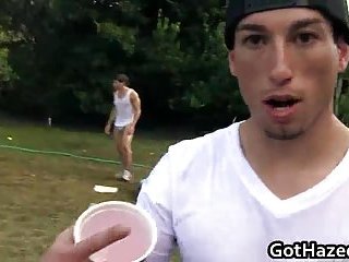 Great group sex video with twinkie guys banging outdoor